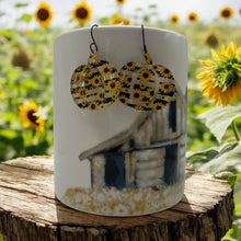 Load image into Gallery viewer, Pumpkin shaped sunflower pattern earrings