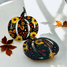 Load image into Gallery viewer, Pumpkin shaped dark fall pattern earrings