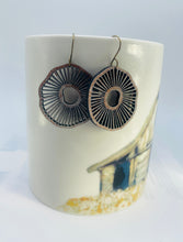 Load image into Gallery viewer, Mushroom gills earrings
