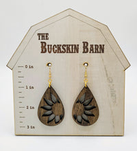 Load image into Gallery viewer, Sunflower earrings - wood cutout
