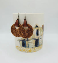 Load image into Gallery viewer, Wood and leather earrings - Damask flowers and leather
