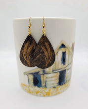 Load image into Gallery viewer, Wheat wood earrings - engraved wheat earring
